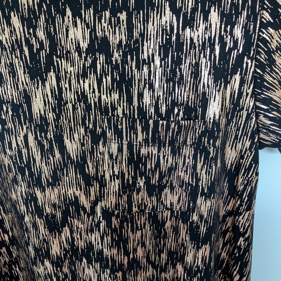 LuLaRoe XS Carly High-Lo Swing Dress -Black w/Rose Gold Foil Scribble Overlay - Picture 2 of 7